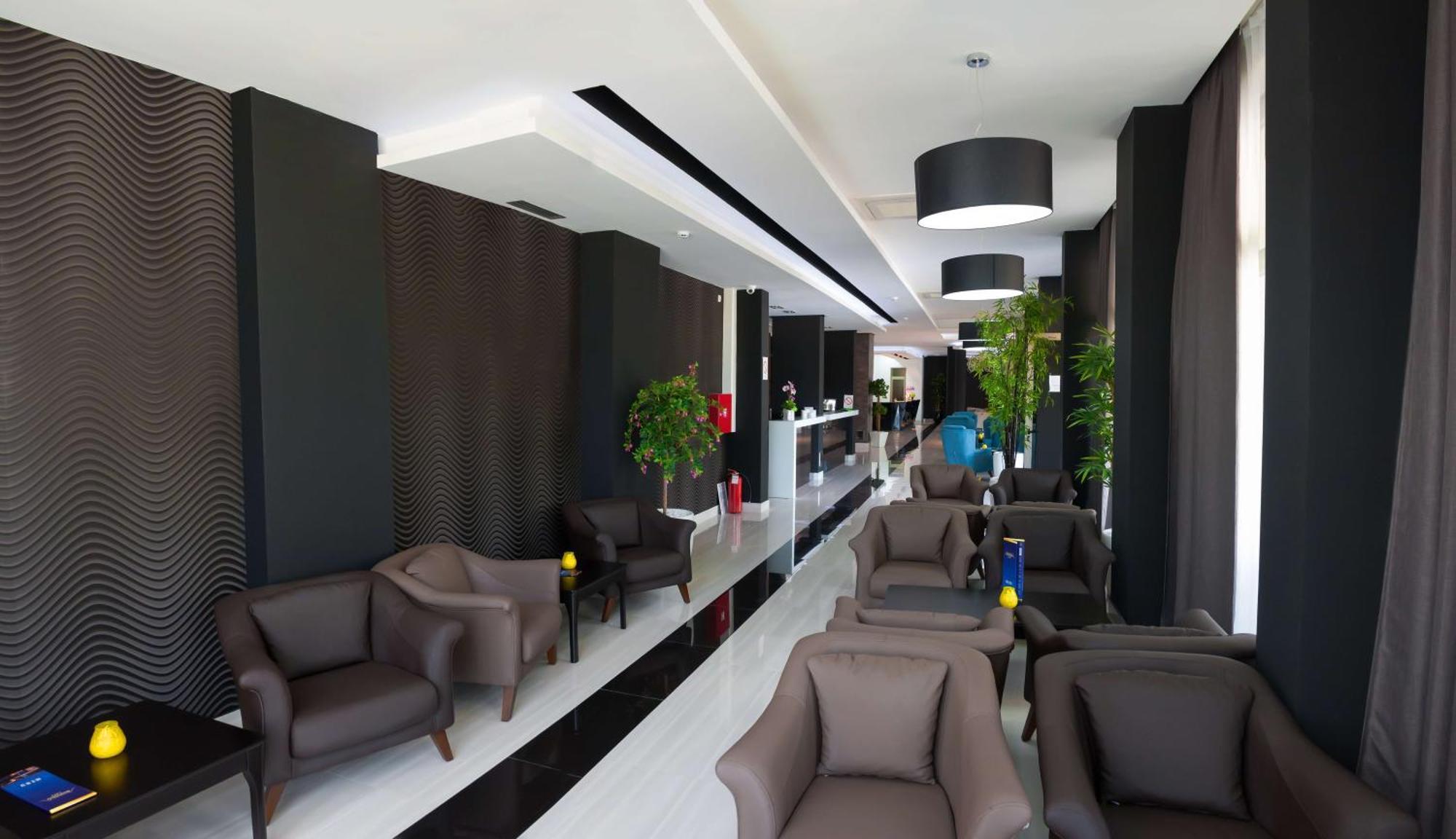 Bosphorus Hotel Αλέξινατς Εξωτερικό φωτογραφία