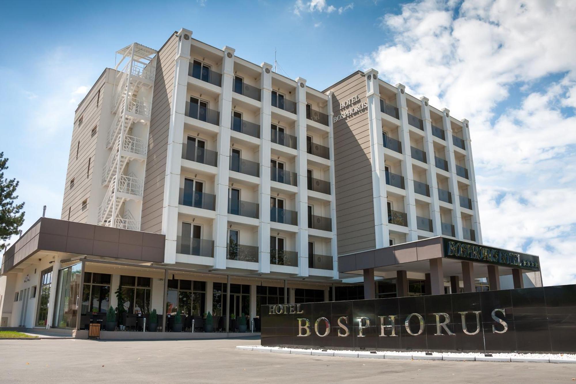 Bosphorus Hotel Αλέξινατς Εξωτερικό φωτογραφία